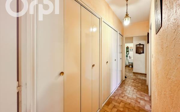 Appartement à vendre    4 pièces • 90 m2 Aubenas