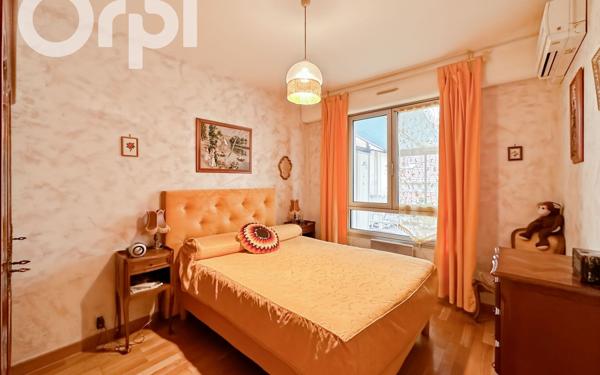 Appartement à vendre    4 pièces • 90 m2 Aubenas