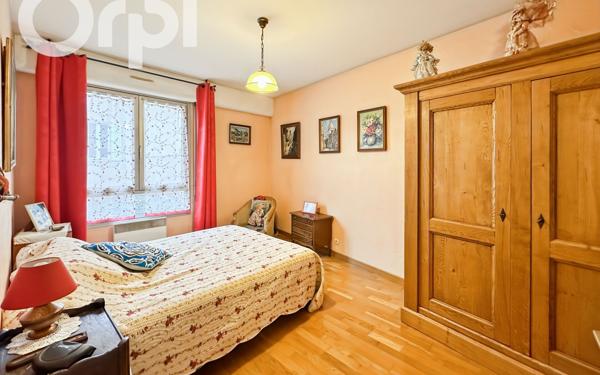Appartement à vendre    4 pièces • 90 m2 Aubenas