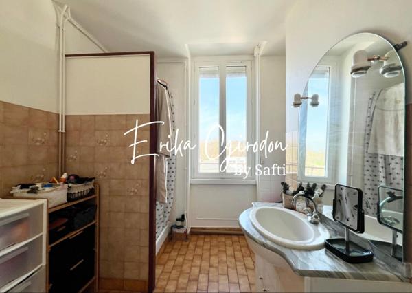 Appartement T3 avec Garage et greniers