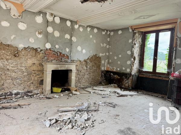 House for sale 5 rooms 145 m² Remilly Les Marais