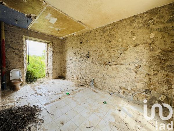 House for sale 5 rooms 145 m² Remilly Les Marais