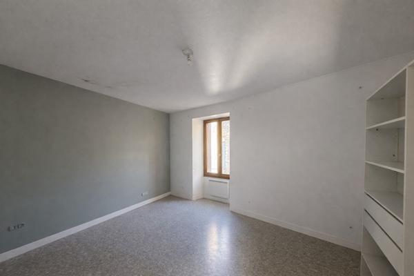 APPARTEMENT TYPE II - CHAUVIGNY CENTRE