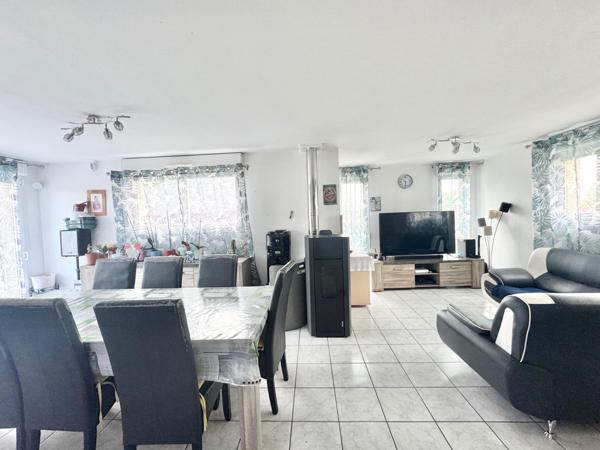 Maison à Ernée, 53500 - 5 pièces 101m²
