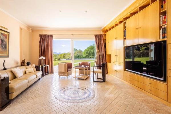 Maison d'architecture Basque face aux Pyrénées