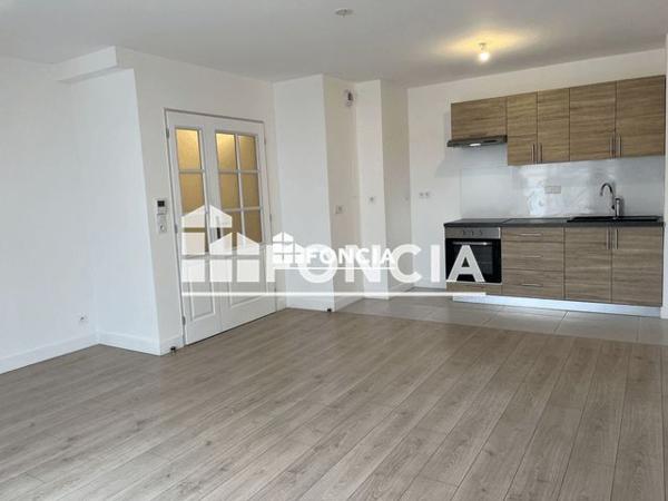Location Appartement 3 pièces 63.73 m² - 13 AVENUE CORIOLAN Luce 28110
