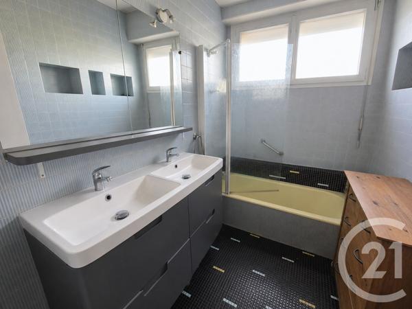 Maison à vendre  7 pièces - 167,86 m 2   DAX  - 40