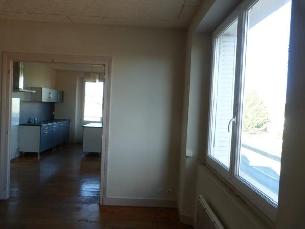 Location Appartement 4 pièces 108 m2 à Vierzon