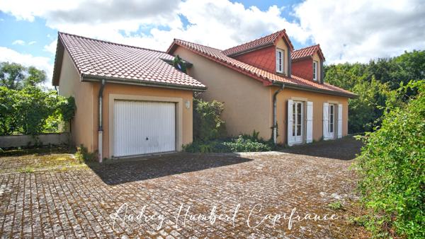 Maison à vendre proche de FRESNES EN WOEVRE (55) - 228 m² - grand séjour - 4 chambres - jardin - vue dégagée