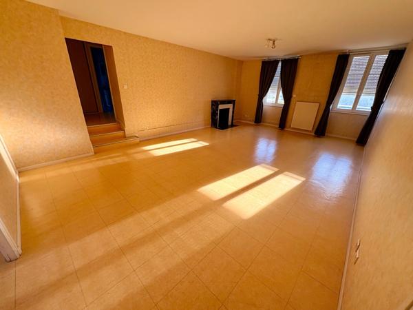 Immeuble à vendre GUEUGNON (71)