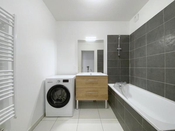 Bordeaux proche gare - T3 récent avec balcon