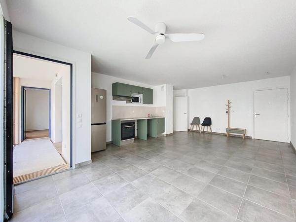 Bordeaux proche gare - T3 récent avec balcon