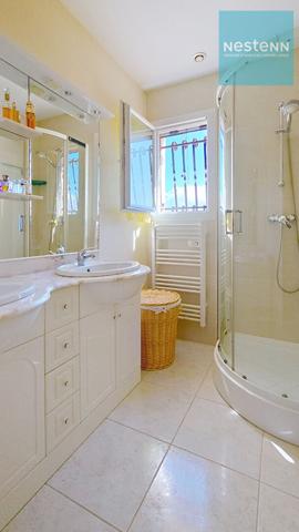 SUPERBE VILLA T5 157 M2 - PISCINE, GRAND TERRAIN 893 M2, GARAGE ET ATELIER - QUARTIER RESIDENTIEL RECHERCHÉ