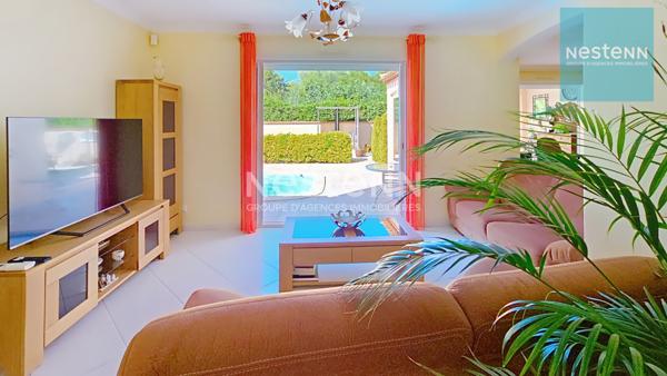 SUPERBE VILLA T5 157 M2 - PISCINE, GRAND TERRAIN 893 M2, GARAGE ET ATELIER - QUARTIER RESIDENTIEL RECHERCHÉ