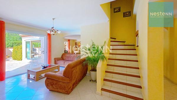 SUPERBE VILLA T5 157 M2 - PISCINE, GRAND TERRAIN 893 M2, GARAGE ET ATELIER - QUARTIER RESIDENTIEL RECHERCHÉ