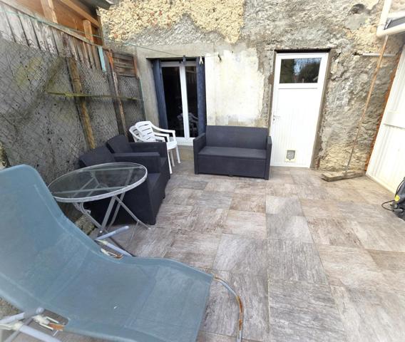 Maison de village 3 chambres avec jardin