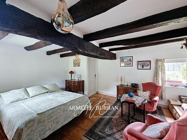 LONGÈRE EN PIERRE – 3 CHAMBRES – À 5 MN DU CENTRE DE PLOËRMEL