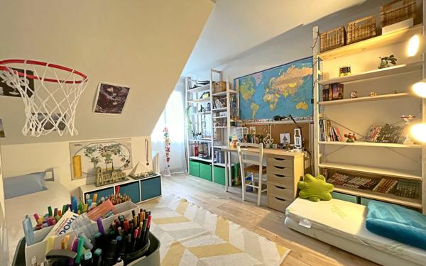 Maison à vendre    5 pièces • 135,60 m2 Gif-sur-Yvette