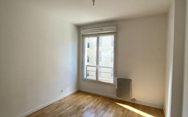 Appartement à louer    2 pièces • 45,36 m2 Saint-Ouen