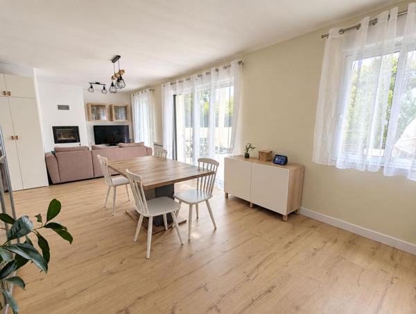 Maison  5 pièce(s) 100 m2