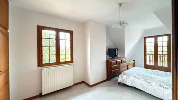 NOAILLES proche ! Maison, 6 pièces, Salon-Séjour, 4 chambres, S/sol total, Jardin