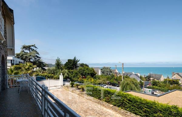 Villa 1935 — Les Rosaires, Plérin — Vue mer imprenable, accès direct à la plage