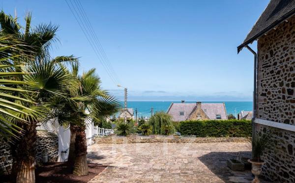 Villa 1935 — Les Rosaires, Plérin — Vue mer imprenable, accès direct à la plage
