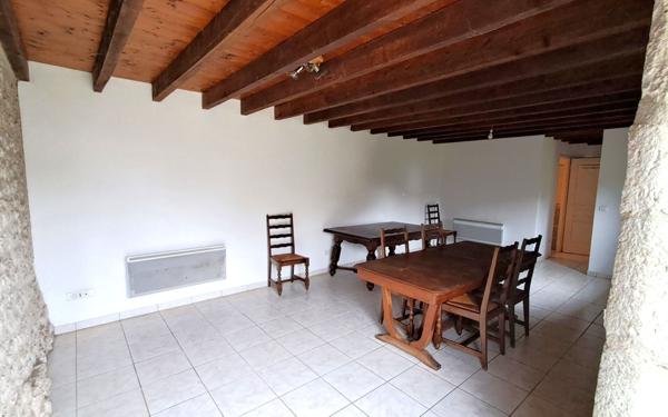 Maison à vendre    3 pièces •  Pomport