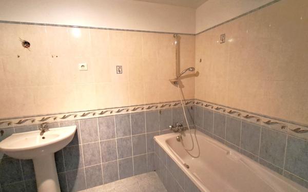 Maison à vendre    3 pièces •  Pomport