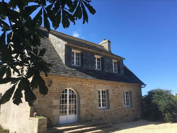 Maison à louer 860 € CC ST VOUGAY 5 p 132 m² DPE D