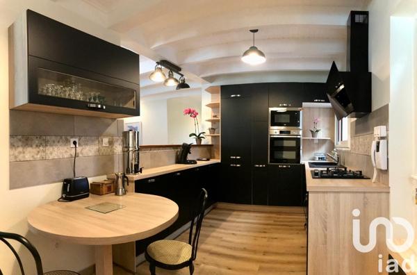 Maison à vendre 7 pièces 205 m² Le Tampon