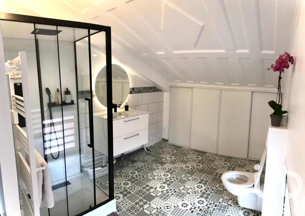 Maison à vendre 7 pièces 205 m² Le Tampon