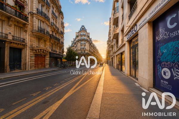 Parking à vendre 3 100 m² Paris 18