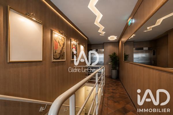 Parking à vendre 3 100 m² Paris 18