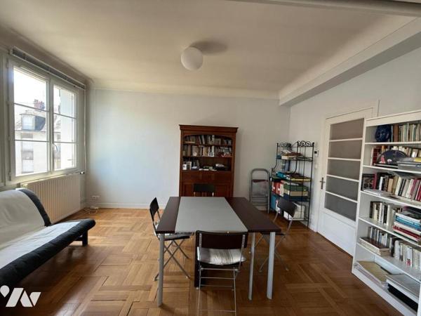 Appartement de caractère 121 m² – Hyper-centre