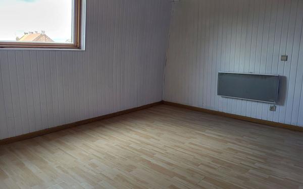 Immeuble à vendre    8 pièces •  Comines