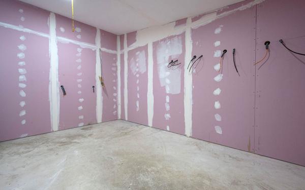 Immeuble à vendre    8 pièces •  Comines