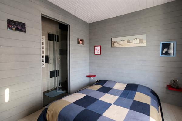 DOMPIERRE SUR MER MAISON 155 M² 5 CHAMBRES PISCINE JARDIN  Dompierre sur mer