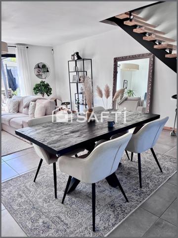 Maison contemporaine avec piscine