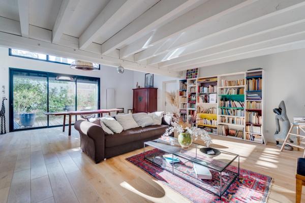 Bas Côte Pavée, maison de ville T6/7 de 197m² avec piscine