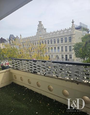 Appartement T4 Spacieux et Lumineux - 120 m²-Plein centre Valenciennes