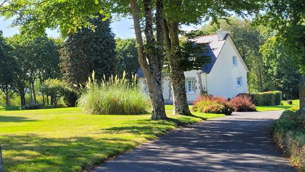 Maison Néo-Bretonne d’Exception – Cadre Naturel & Espaces Généreux