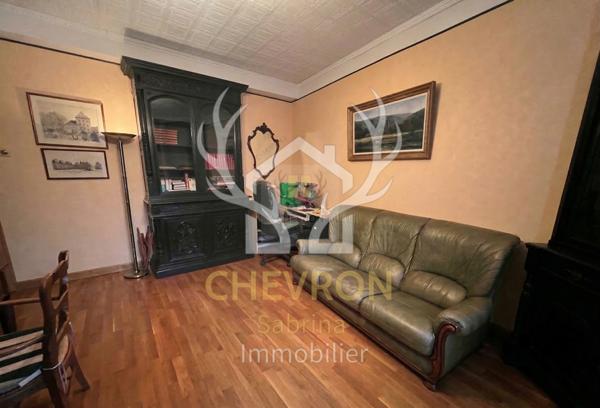 Monthermé (08800) Ensemble immobilier - Monthermé