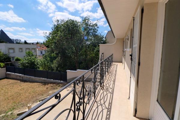 A VENDRE grande maison familiale 6 pièces de 185 m2 (235 m2 au sol) à FONTENAY SOUS BOIS (94)