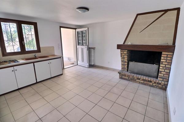 A VENDRE grande maison familiale 6 pièces de 185 m2 (235 m2 au sol) à FONTENAY SOUS BOIS (94)