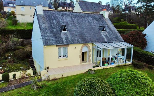 Maison à vendre    4 pièces • 82,12 m2 Rostrenen