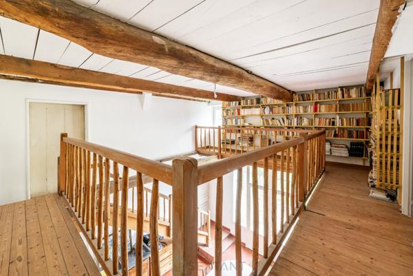 Longère de 1654, à Magny-les-Hameaux.