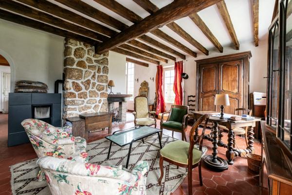 Longère de 1654, à Magny-les-Hameaux.