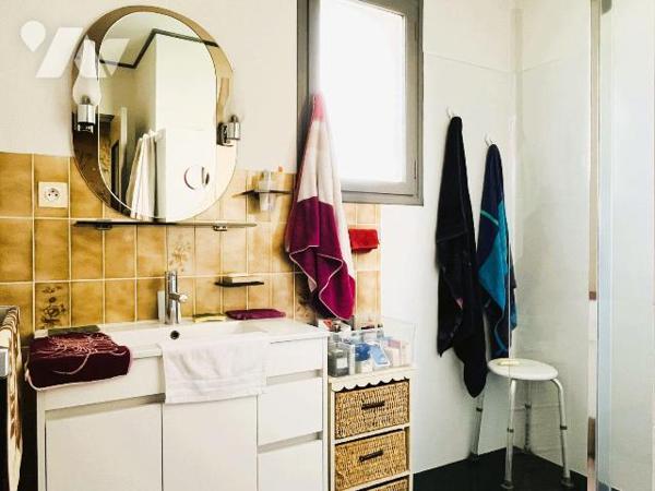 A vendre sur la commune de Juilley (50220) à seulement 10 minutes d'Avranches et à moins de 5 m...