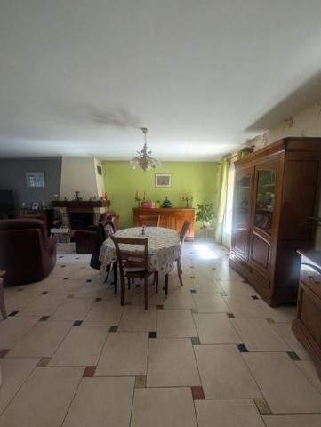 LA BREILLE LES PINS - 49390 -  Maison de 122 m2 (3 chambres) avec garage  et jardin de 2000 m2